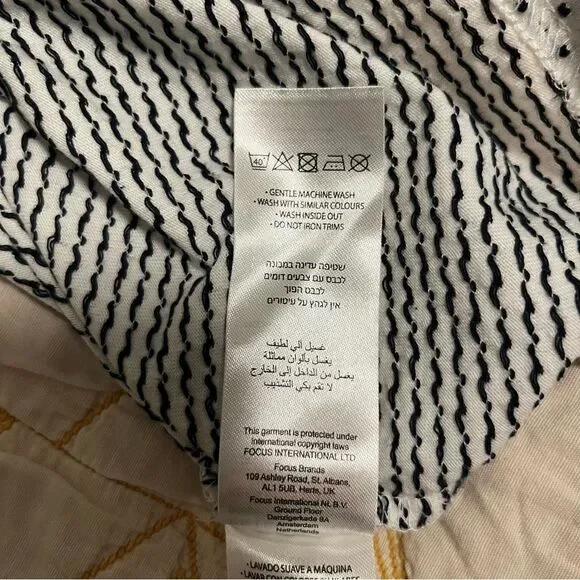 ⭐️MUST GO free ship! Peter Werth Men’s Bridger Tee - Textured White + Navy Small - Picture 9 of 13